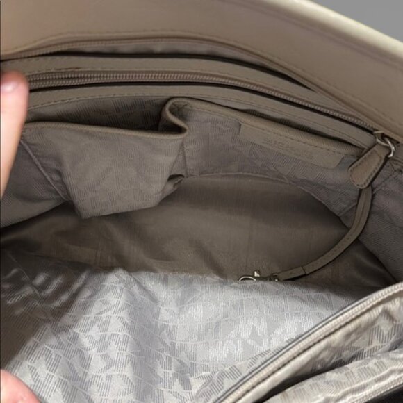 Michael Kors Grey Leather Tote Bag Over Shoulder bag Chain Strap - Picture 9 of 12